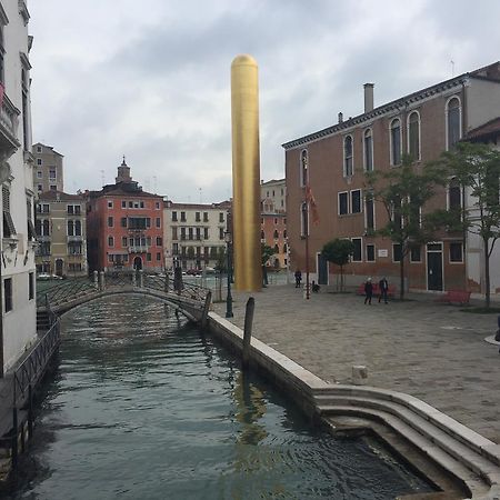 Guest House La Chicca Venesia Bagian luar foto