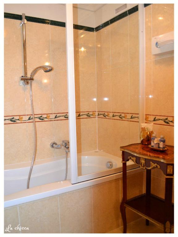 Guest House La Chicca Venesia Bagian luar foto